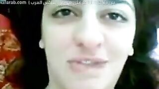 مراهقة مصرية مشتهية